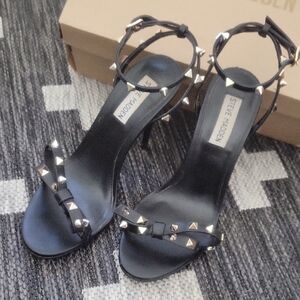Steve Madden Black Studded Heels